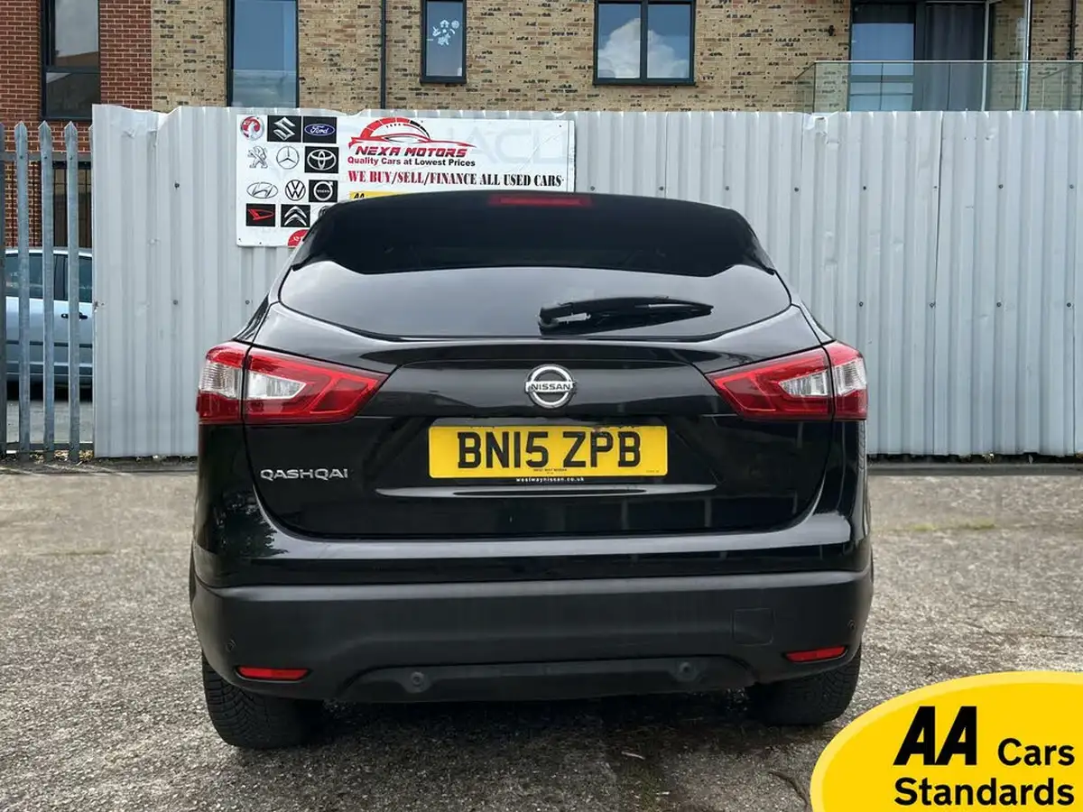 2015-nissan-qashqai-12-n-tec-big-6