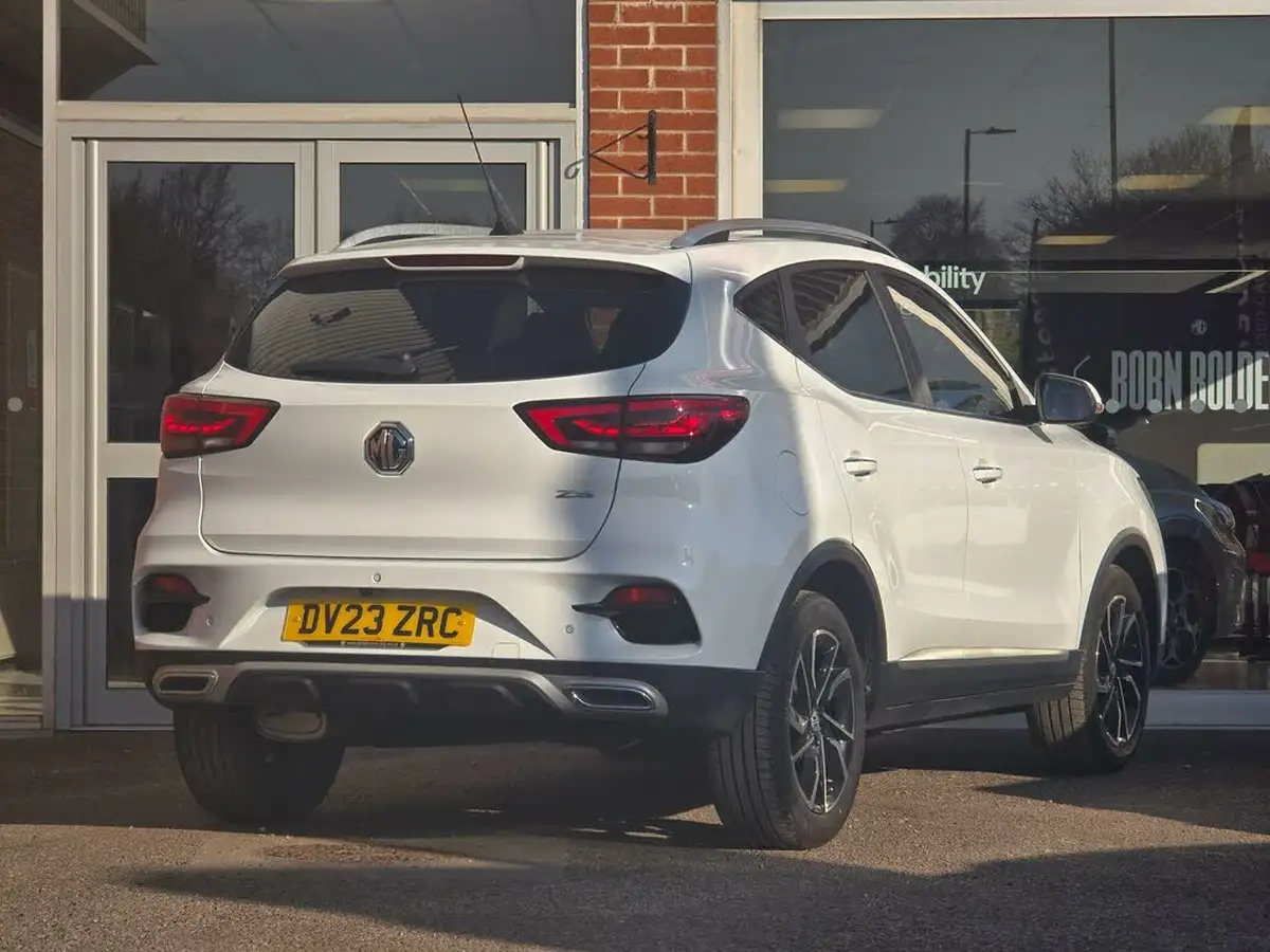 2023-mg-zs-suv-15-vti-tech-exclusive-big-7