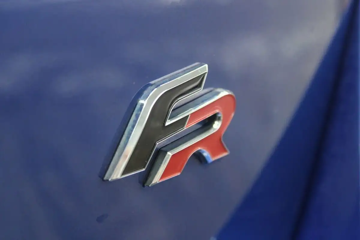 2020-seat-leon-15-tsi-evo-fr-black-edition-150ps-estate-dsg-big-20