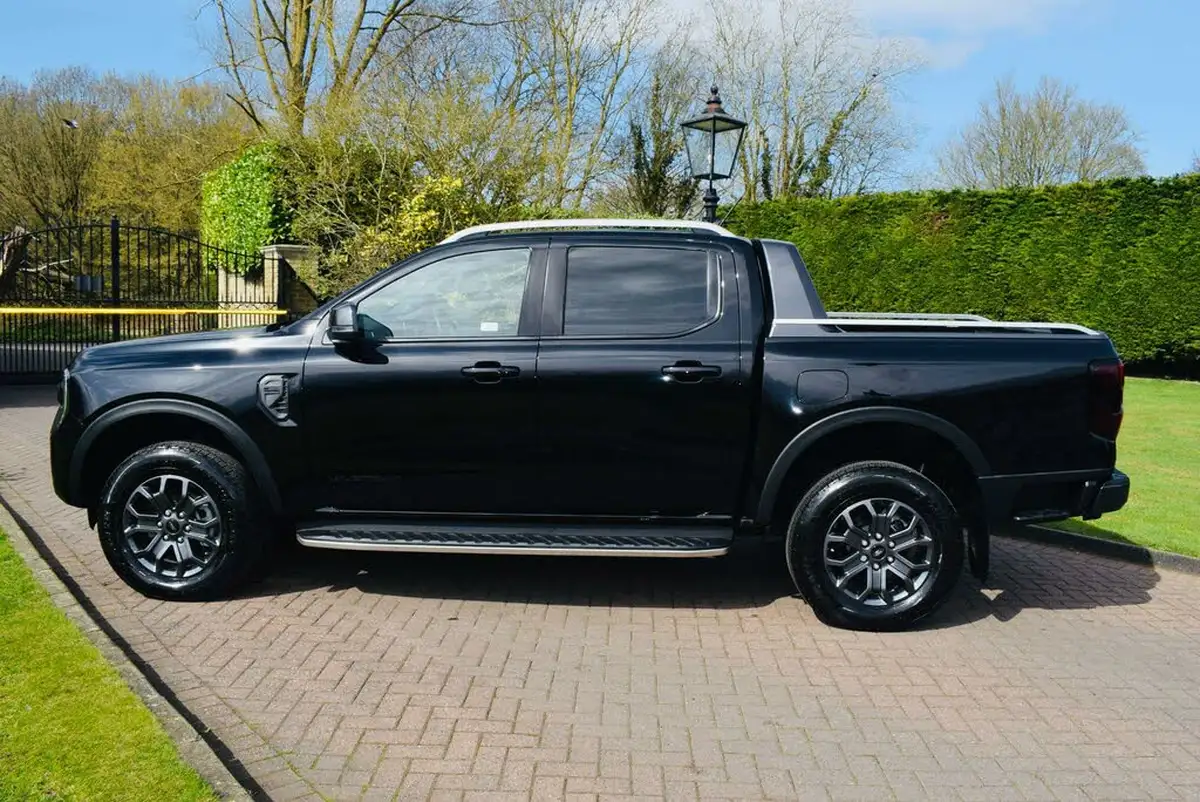 2023-ford-ranger-20-ecoblue-wildtrak-double-cab-big-2
