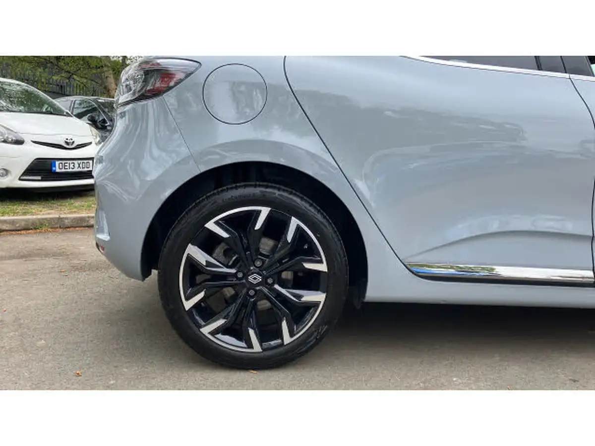 2024-renault-clio-10-tce-techno-big-6