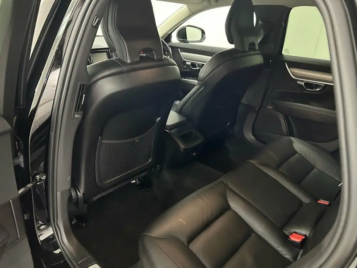 2020-volvo-v90-20-t4-momentum-plus-big-50