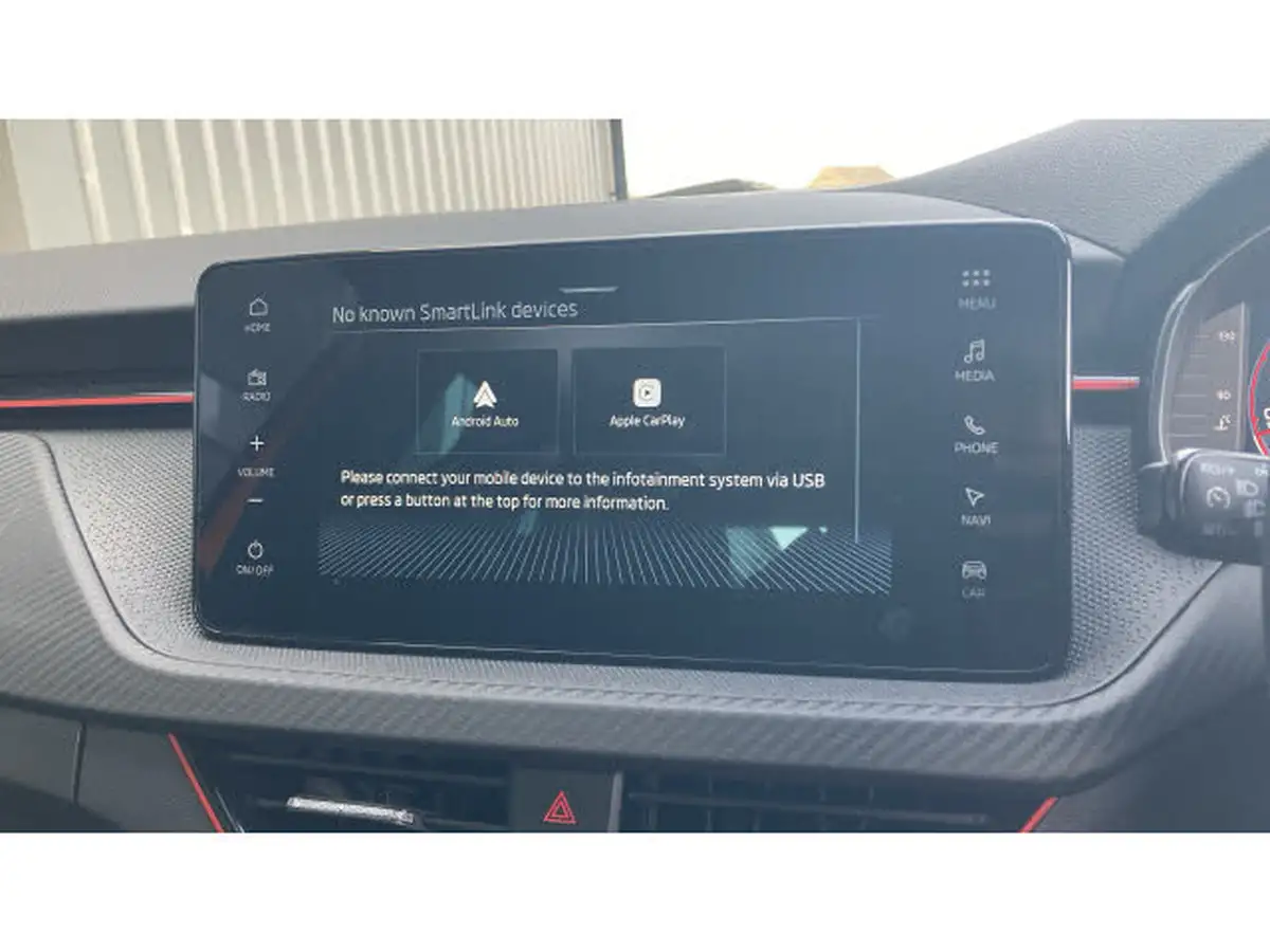 2024-skoda-kamiq-15-tsi-monte-carlo-dsg-big-27