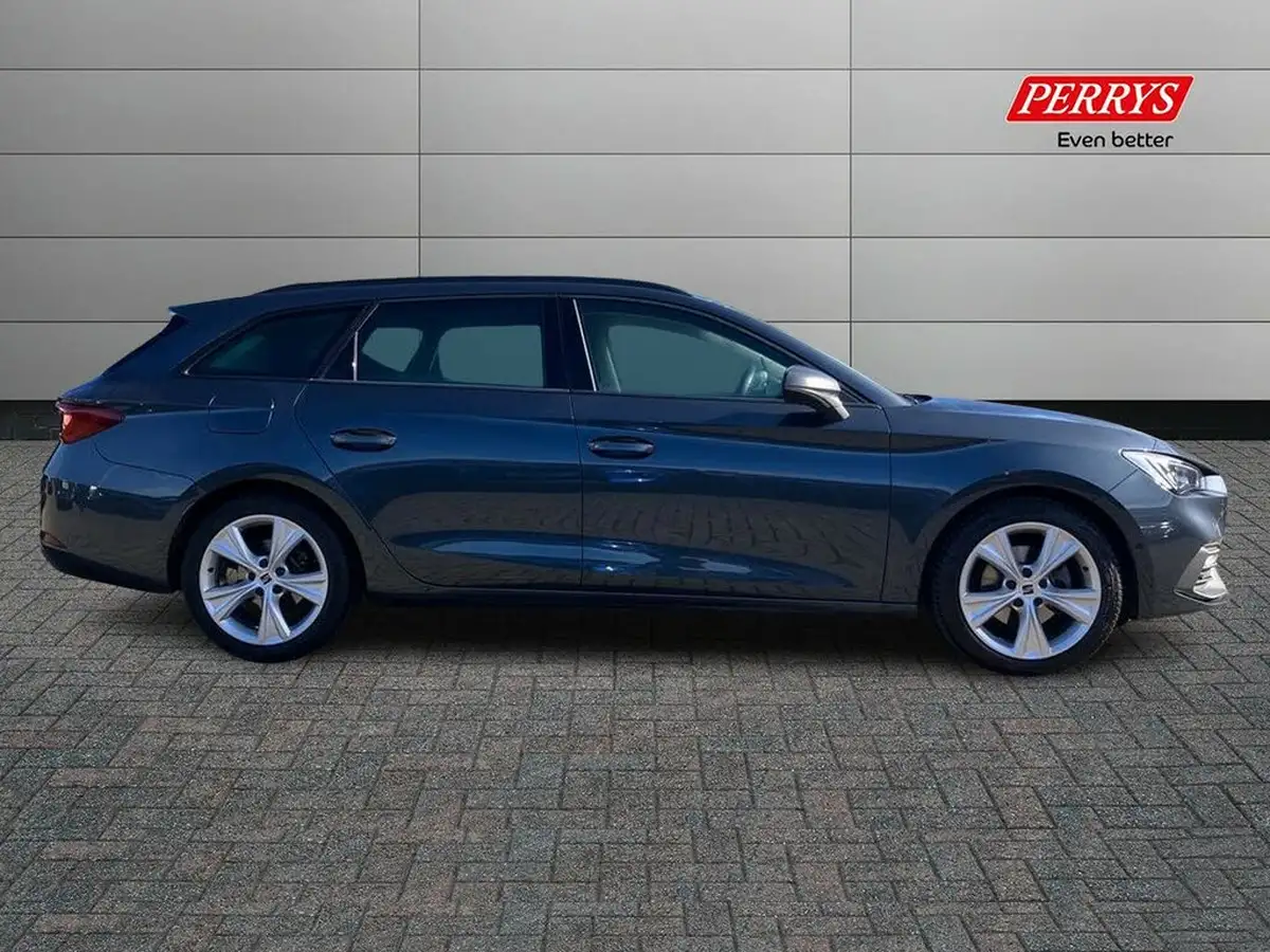 2022-seat-leon-15-etsi-fr-estate-big-2