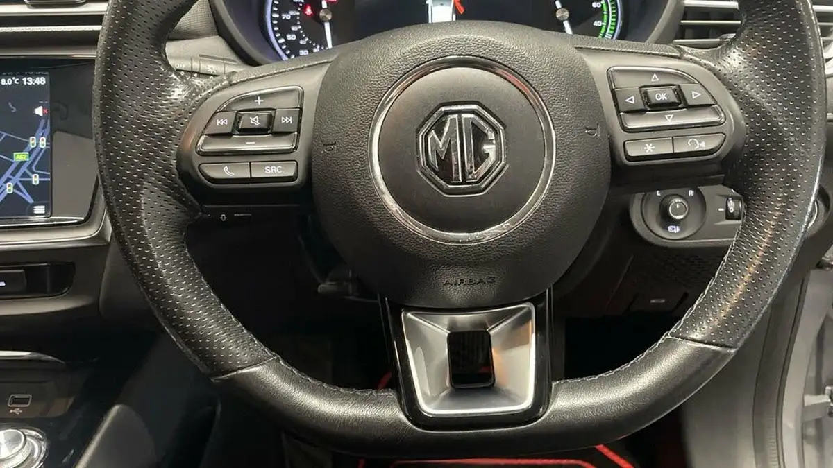 2021-mg-mg5-e-exclusive-ev-long-range-big-20