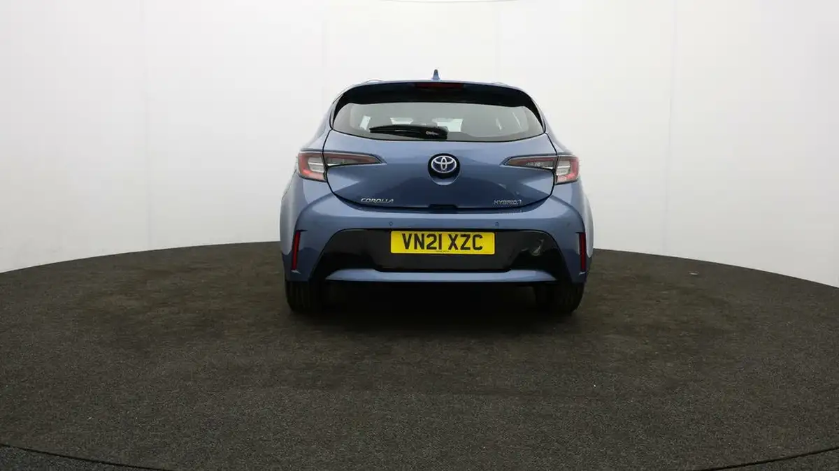 2021-toyota-corolla-18-vvt-i-icon-tech-spare-wheel-hatchback-5d-big-46