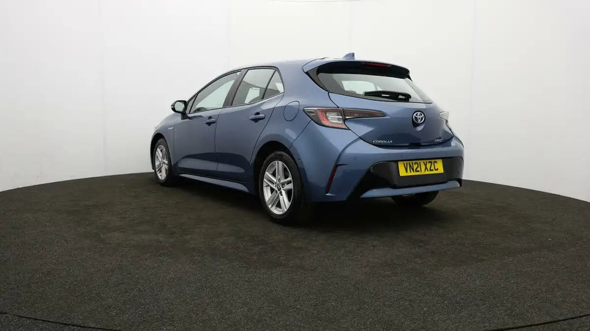 2021-toyota-corolla-18-vvt-i-icon-tech-spare-wheel-hatchback-5d-big-70