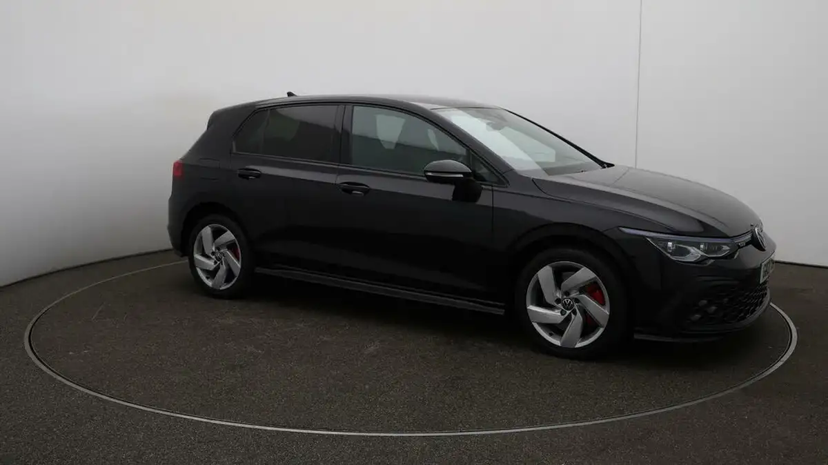 2021-volkswagen-golf-14-tsi-gte-big-38