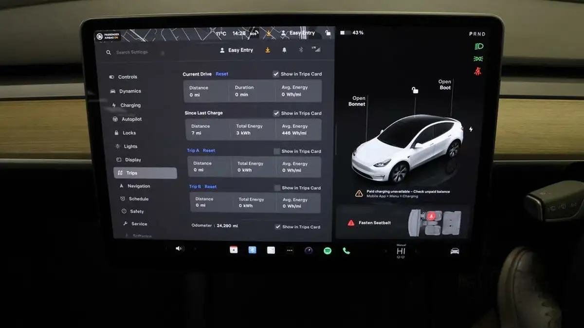 2023-tesla-model-y-e-rwd-big-9