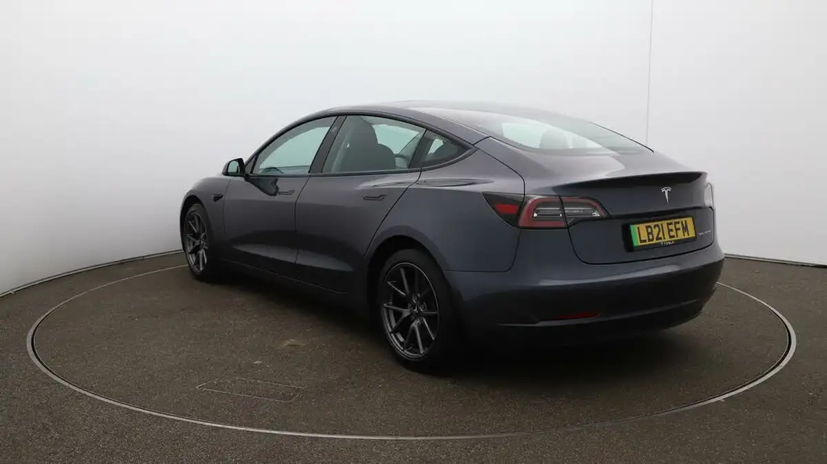 2021-tesla-model-3-e-long-range-4x4-big-53