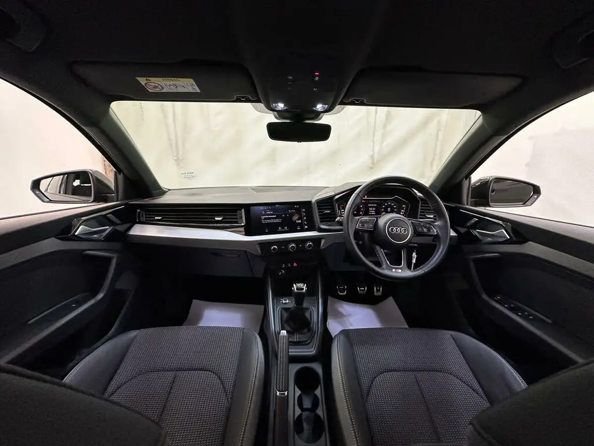 2022-audi-a1-10-25-tfsi-s-line-big-18