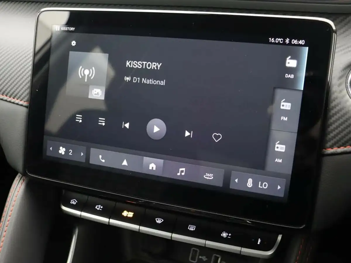 2023-mg-zs-suv-e-se-ev-176ps-big-23