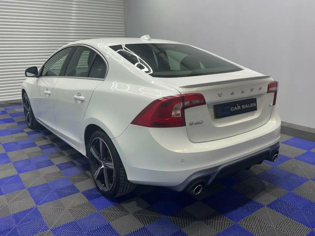 2017-volvo-s60-20td-d4-r-design-geartronic-big-6