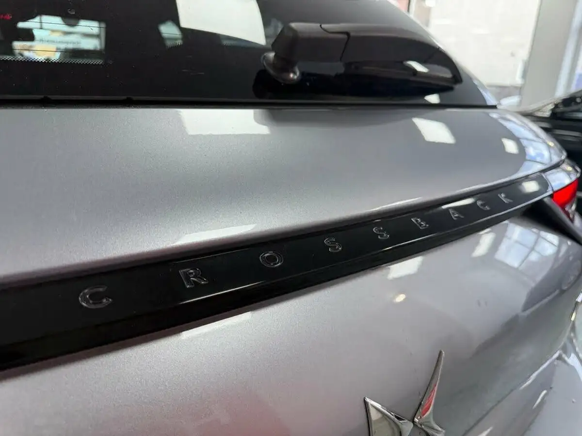 2019-ds-ds-3-crossback-12-puretech-performance-line-100ps-big-14