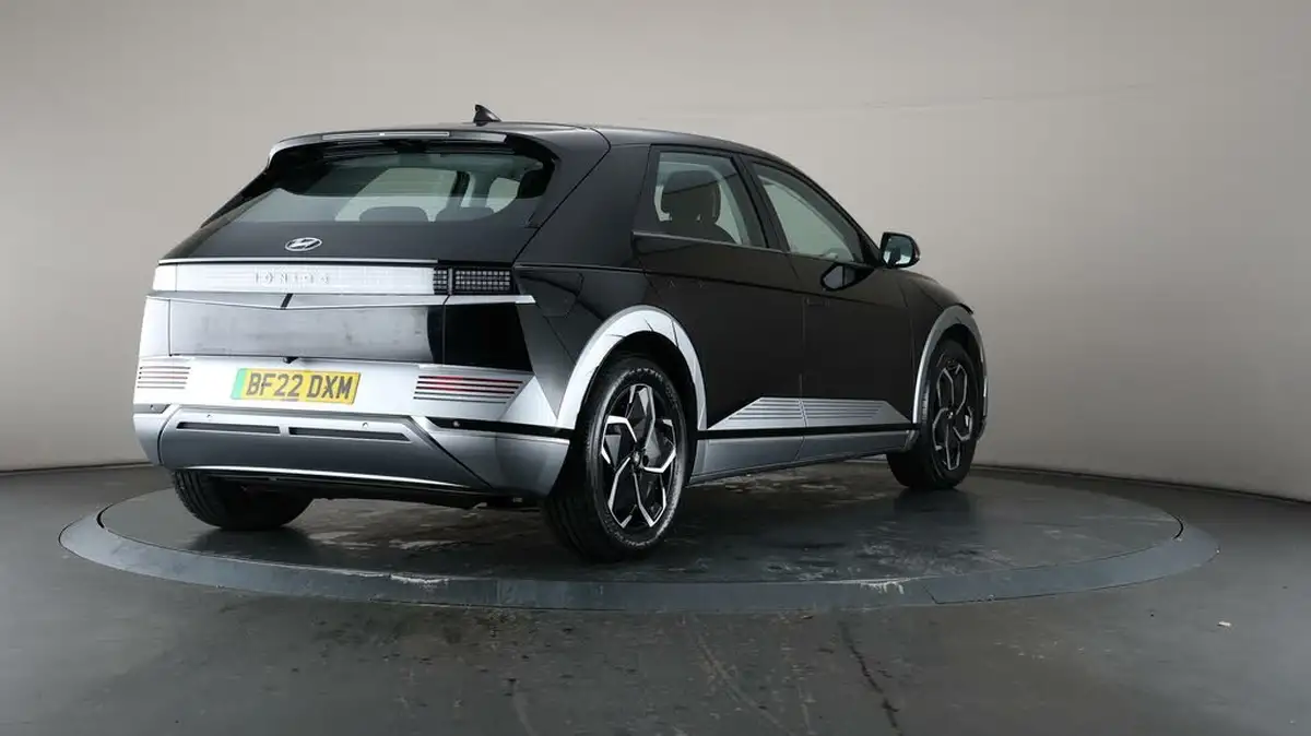 2022-hyundai-ioniq-5-e-premium-170ps-58kwh-rwd-big-58