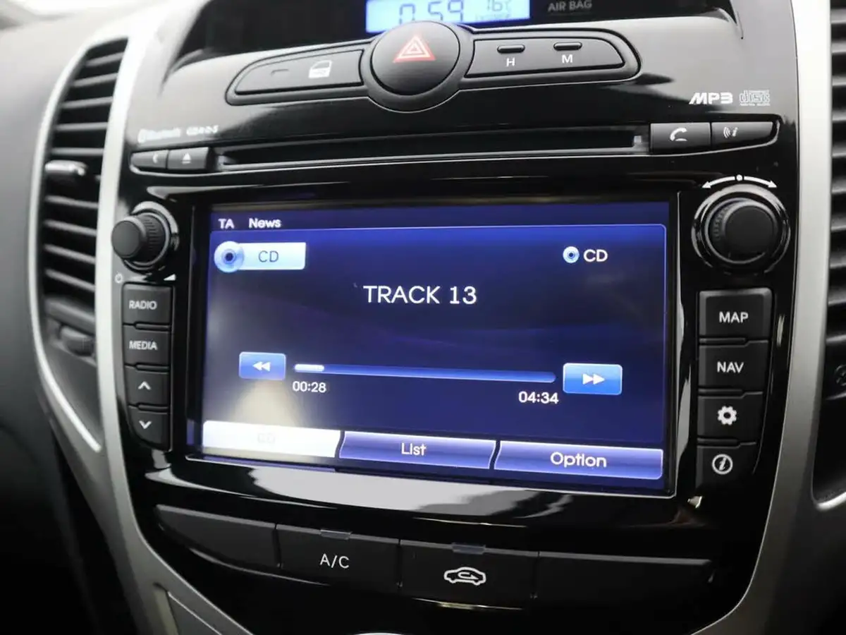 2019-hyundai-ix20-16-se-nav-big-14