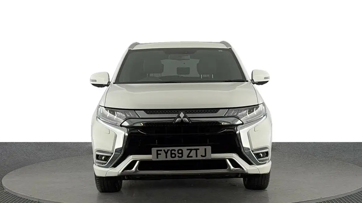 2019-mitsubishi-outlander-24-4h-phev-big-7