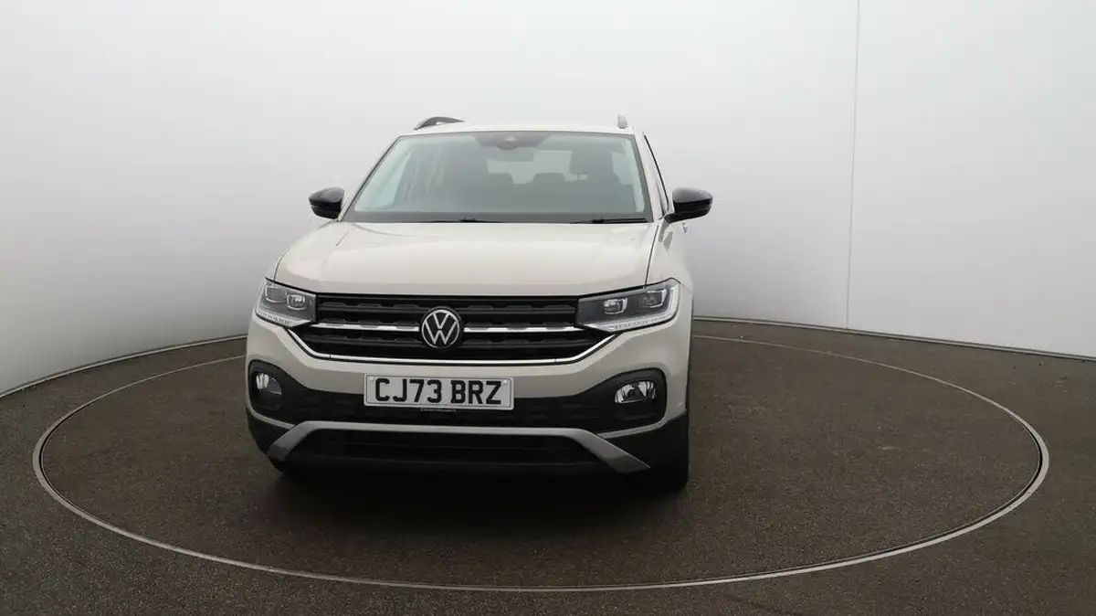 2023-volkswagen-t-cross-10-tsi-black-edition-110ps-big-31