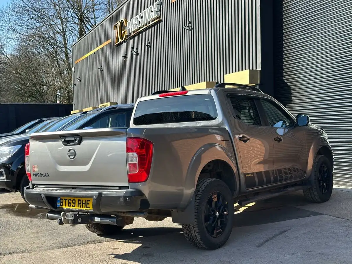 2019-nissan-navara-23dci-tt-n-guard-8-navileathersunroof-auto-big-5