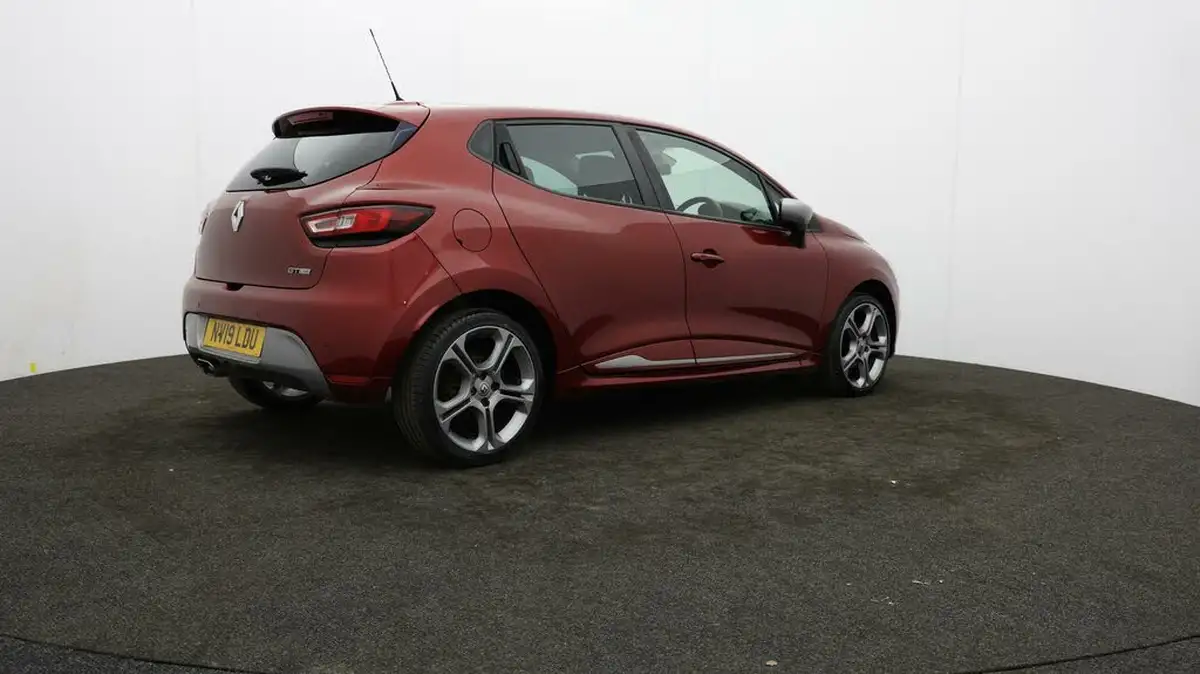 2019-renault-clio-15dci-gt-line-big-24