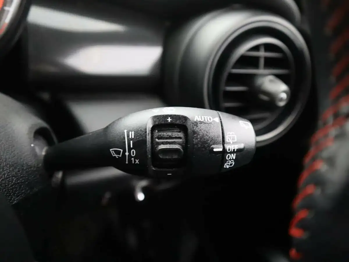 2018-mini-cooper-20-cooper-s-series-ii-chiliss-hatchback-5d-sport-auto-big-26