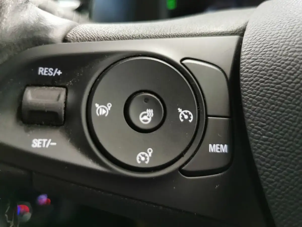 2020-vauxhall-corsa-e-elite-nav-74kw-big-22