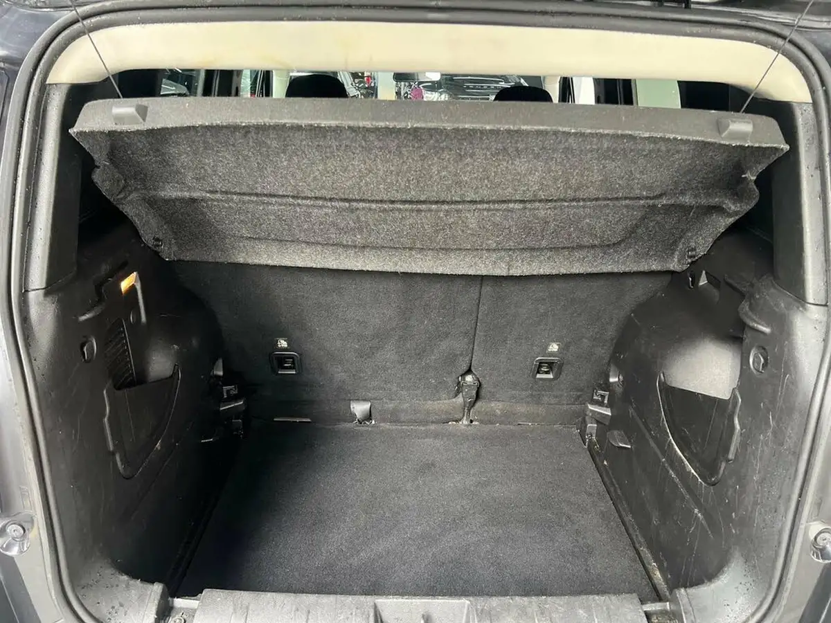 2020-jeep-renegade-10-gse-night-eagle-big-23