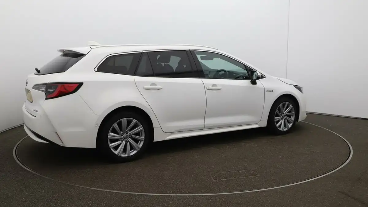 2021-toyota-corolla-18-vvt-i-design-trk-hatchback-5d-big-44