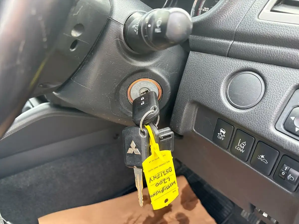 2021-mitsubishi-l200-22di-d-trojan-big-40