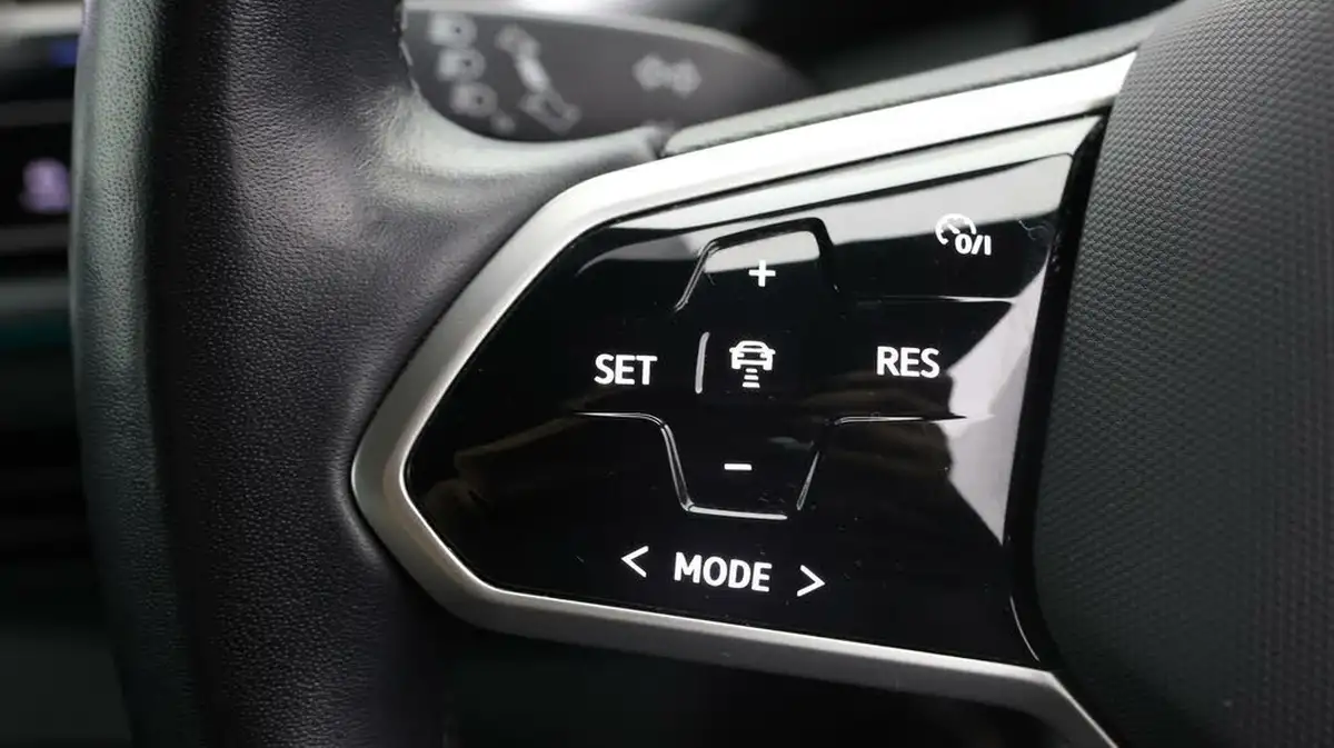 2022-volkswagen-id4-e-life-148ps-52kwh-pure-performance-big-21