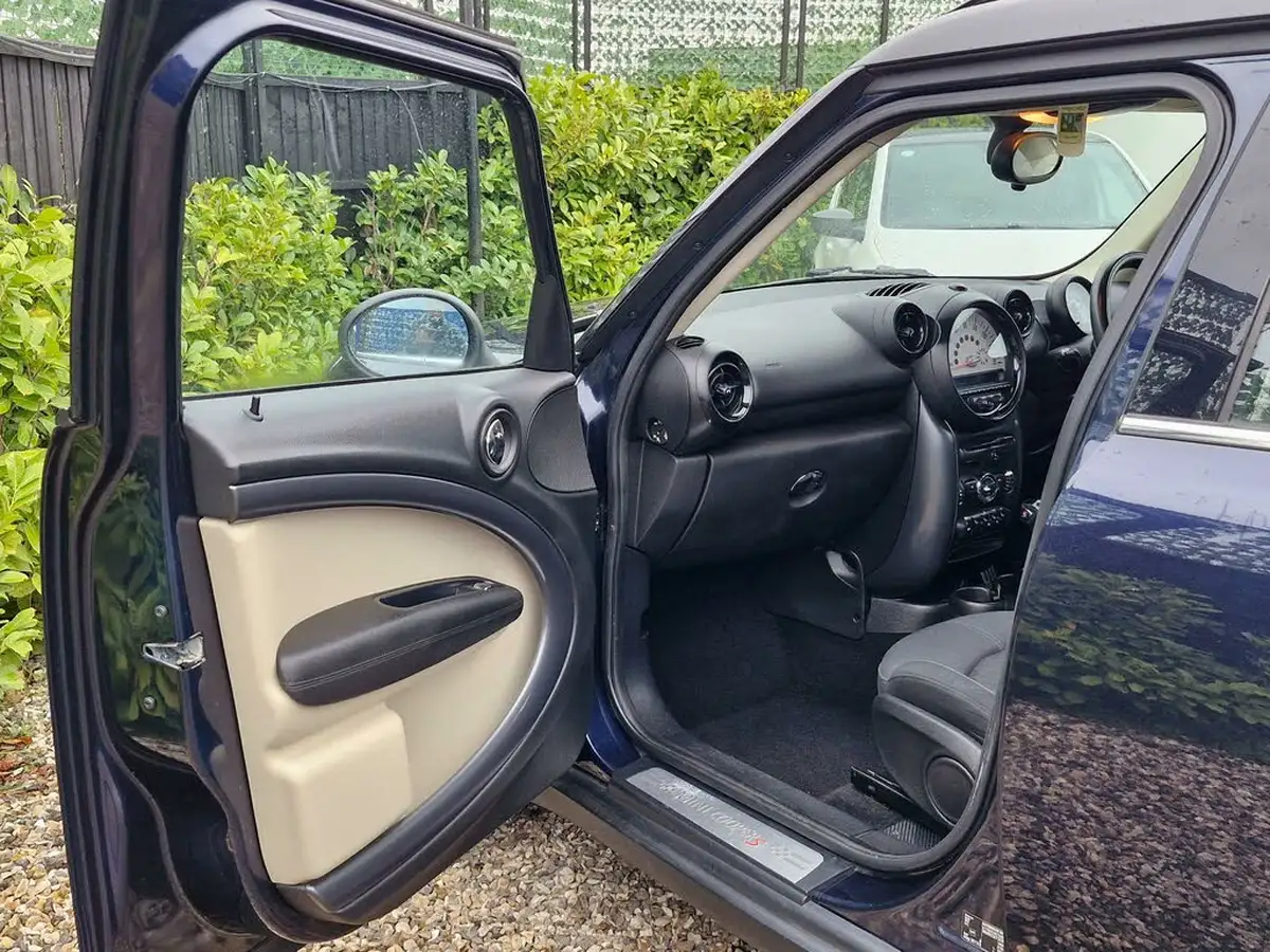 2013-mini-countryman-20td-cooper-sd-auto-big-22