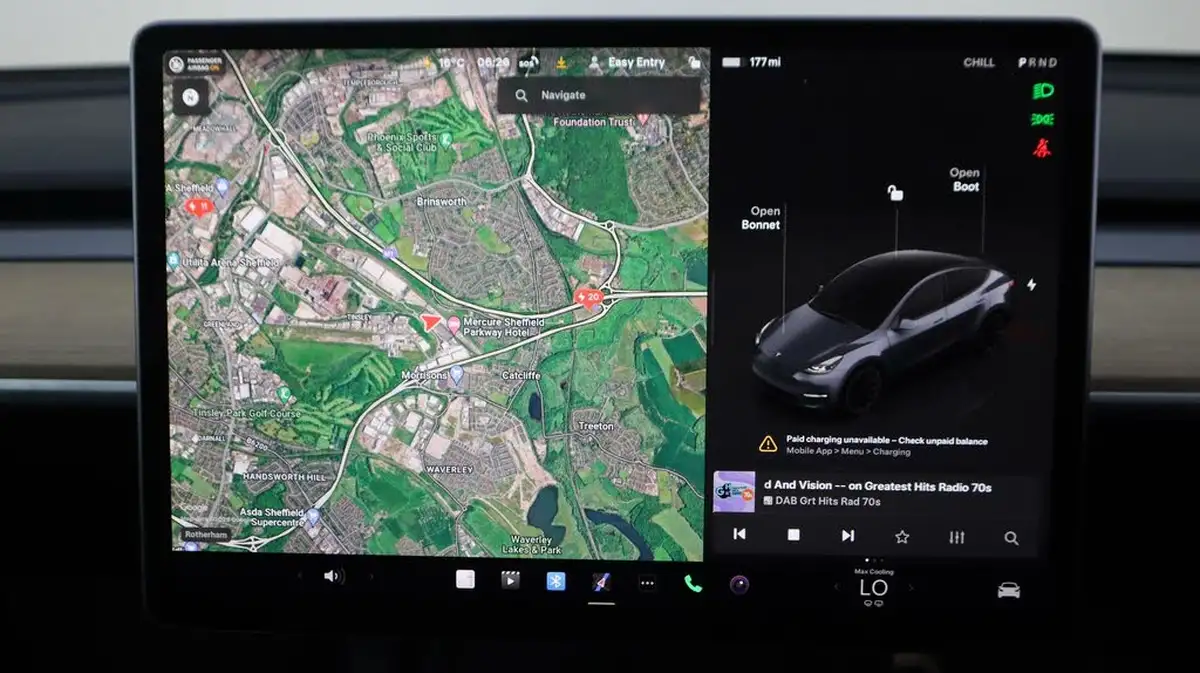 2022-tesla-model-y-e-rwd-big-11