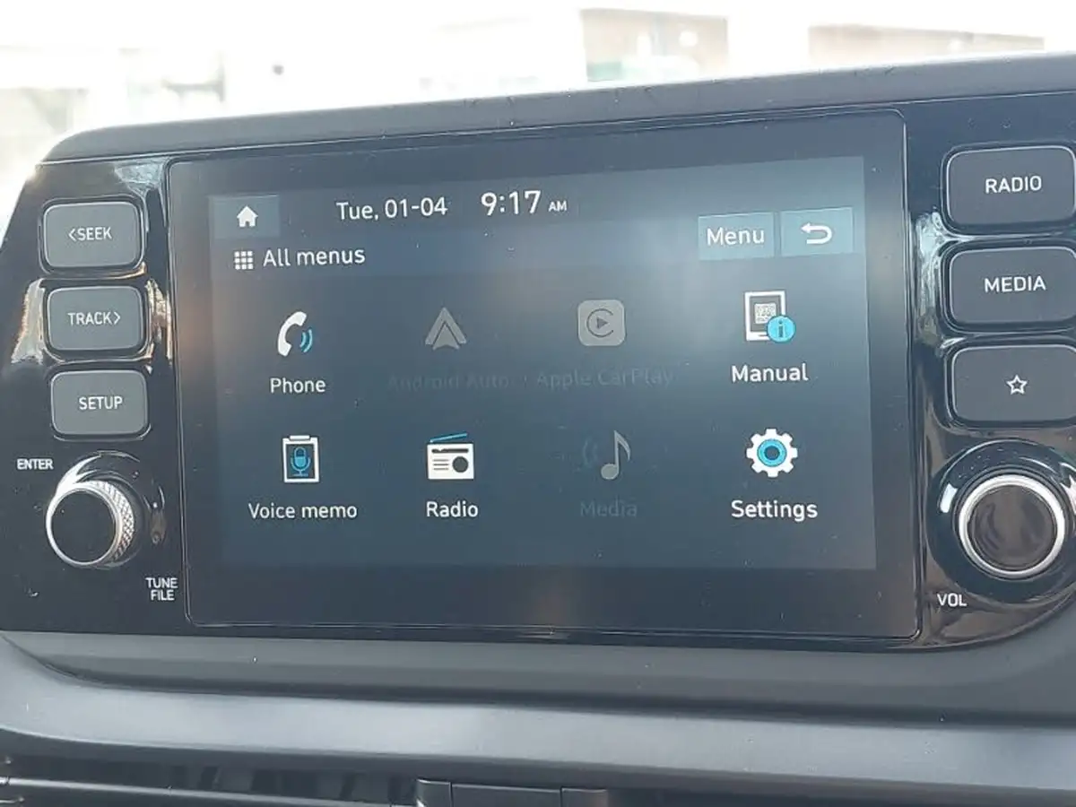 2023-hyundai-i20-10-t-gdi-se-connect-dct-big-9