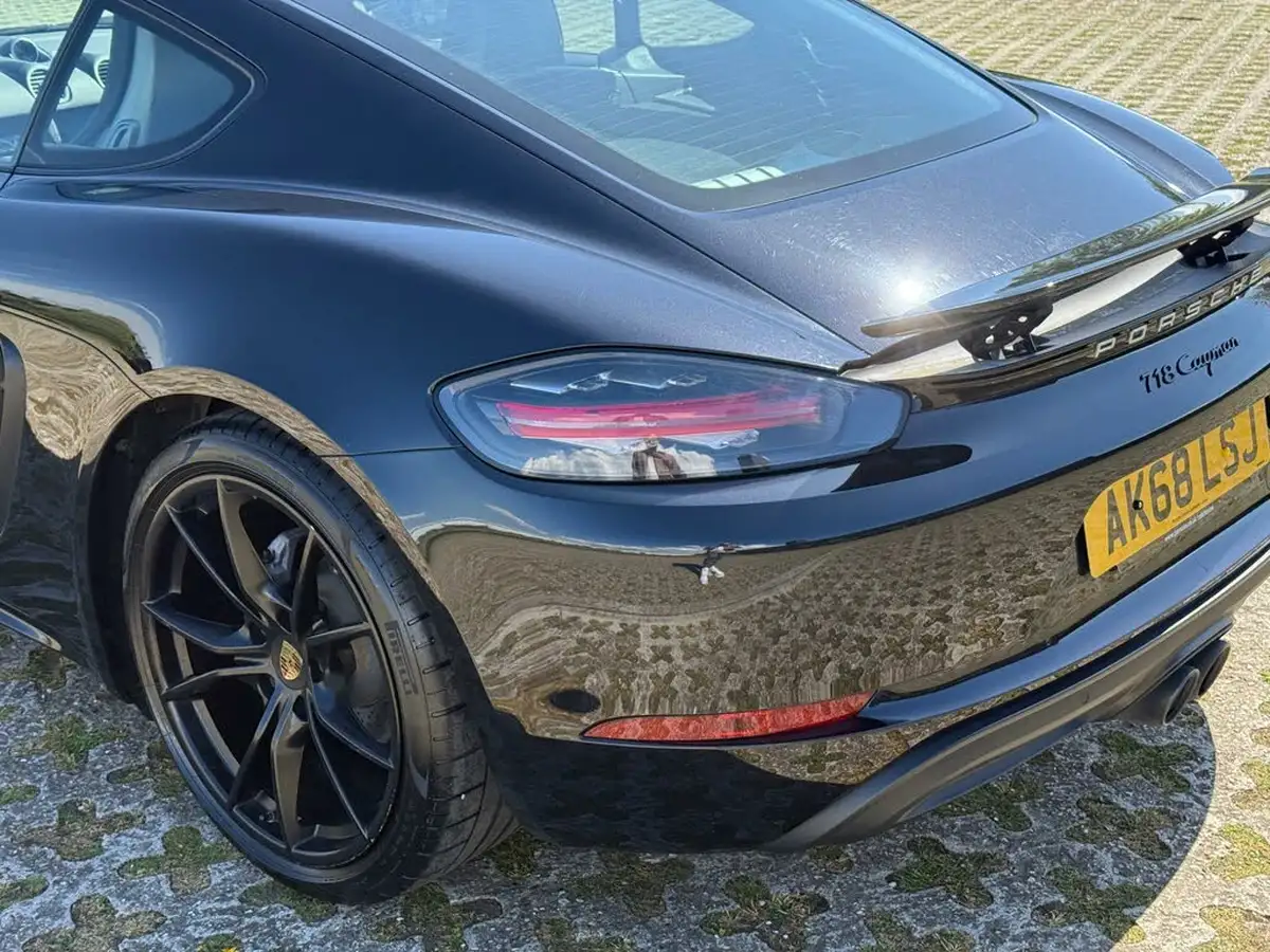 2019-porsche-cayman-718-20-cayman-pdk-big-41