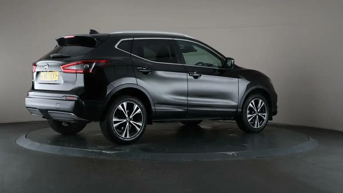 2017-nissan-qashqai-12-dig-t-n-connecta-big-6