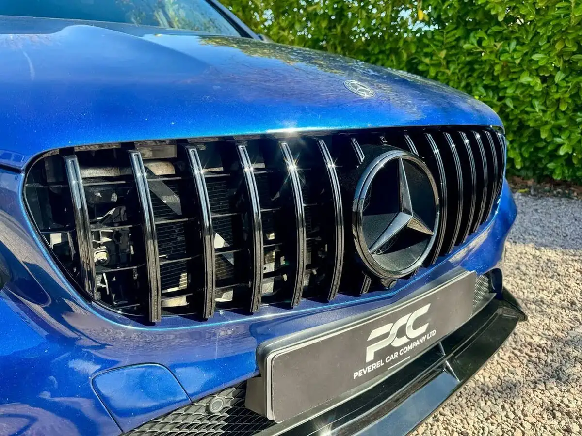 2017-mercedes-benz-glc-class-21d-glc220d-amg-line-ss-station-wagon-5d-big-29