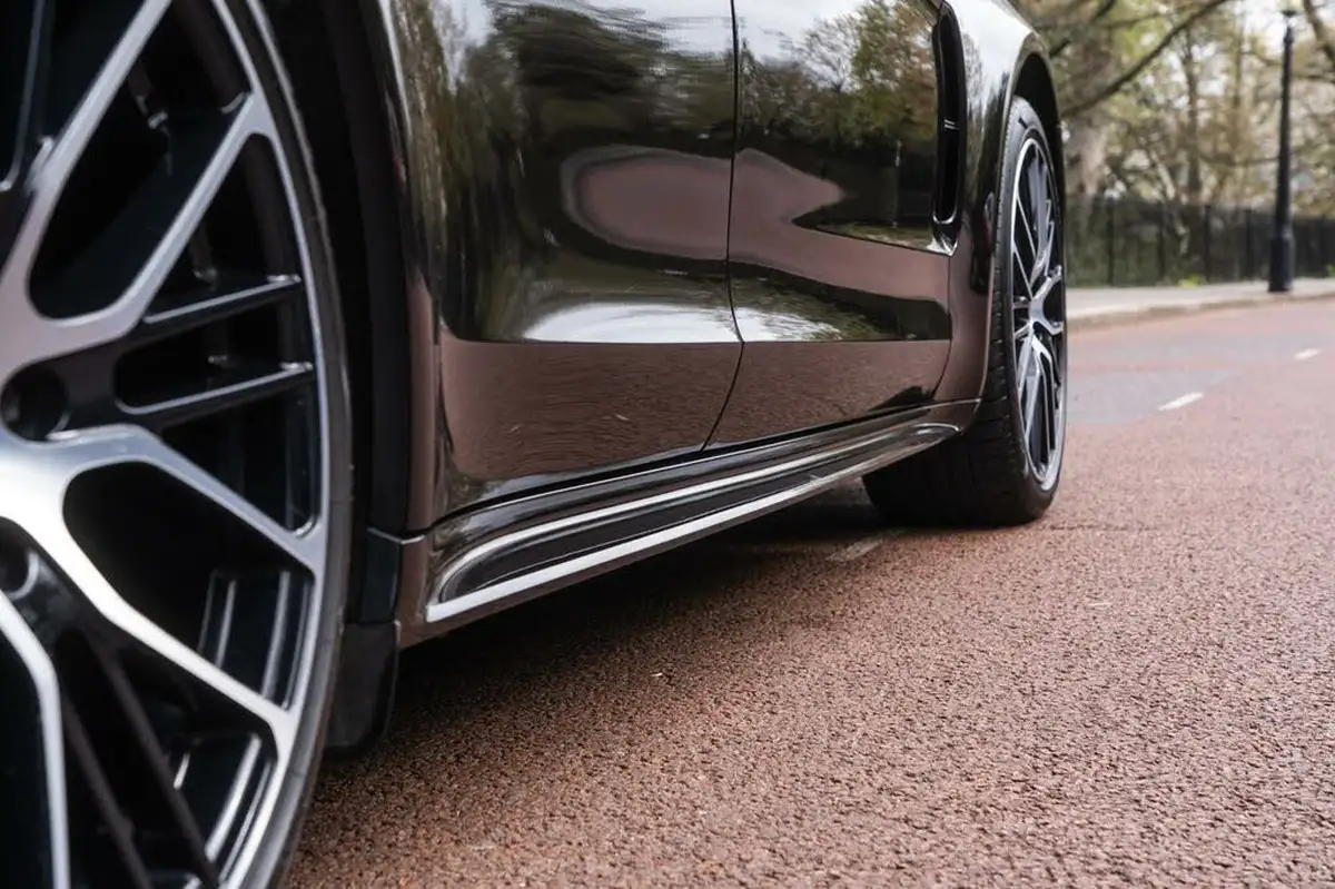 2022-porsche-panamera-40-turbo-s-hatchback-big-21