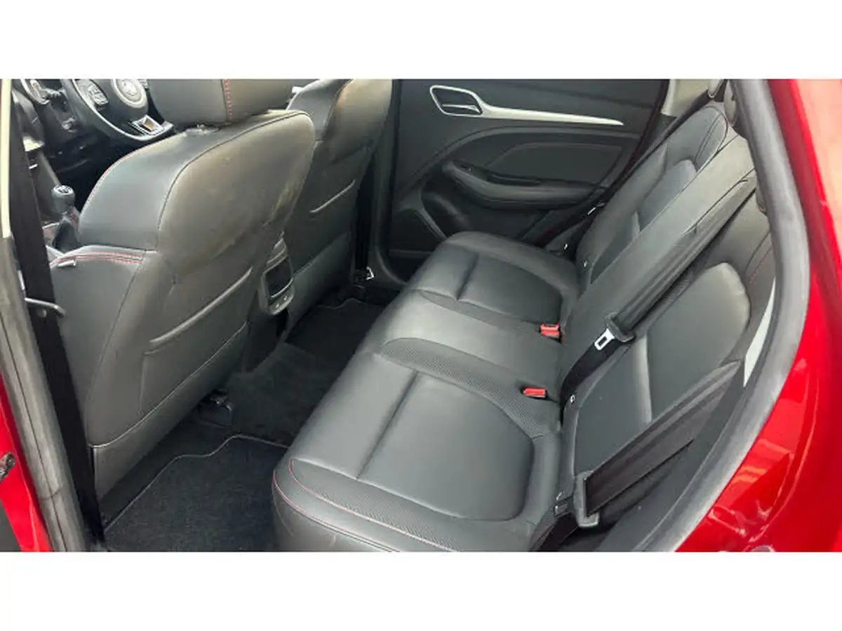 2023-mg-zs-suv-15-vti-tech-exclusive-big-15