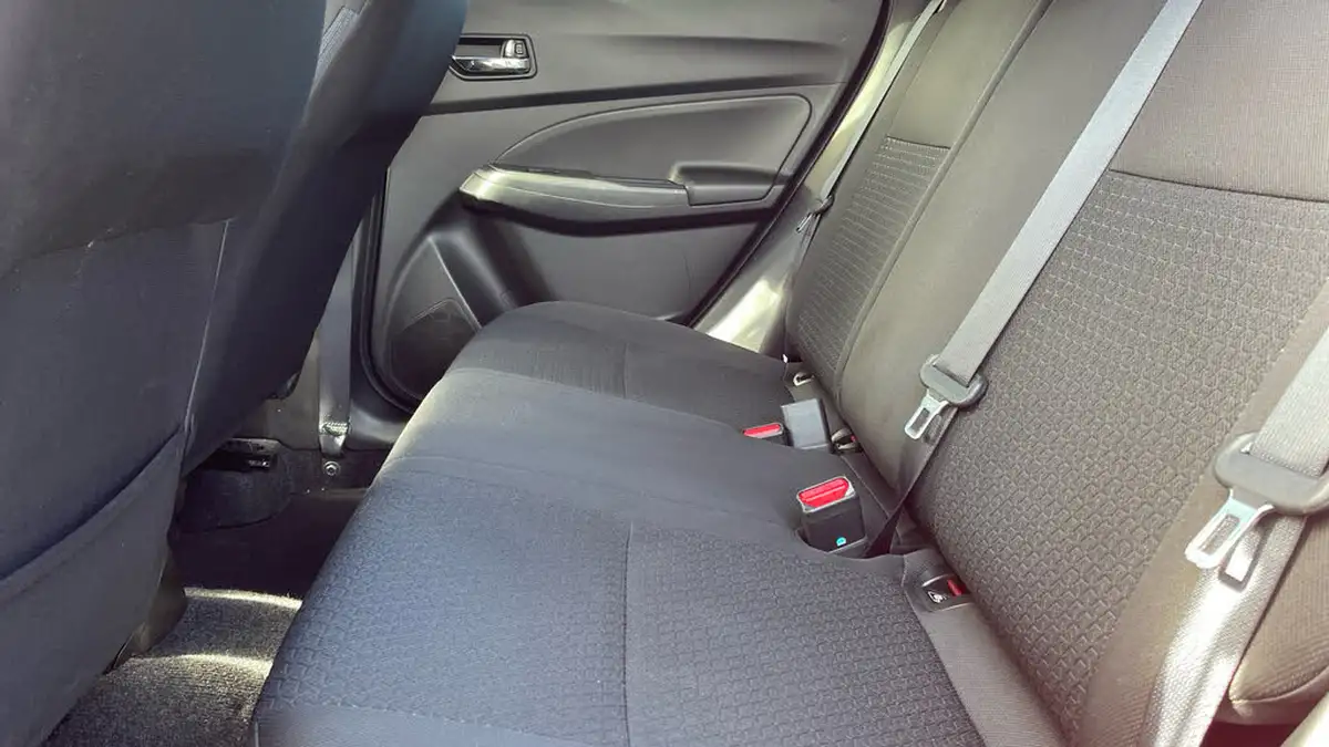 2022-suzuki-swift-12-dualjet-sz5-cvt-big-13