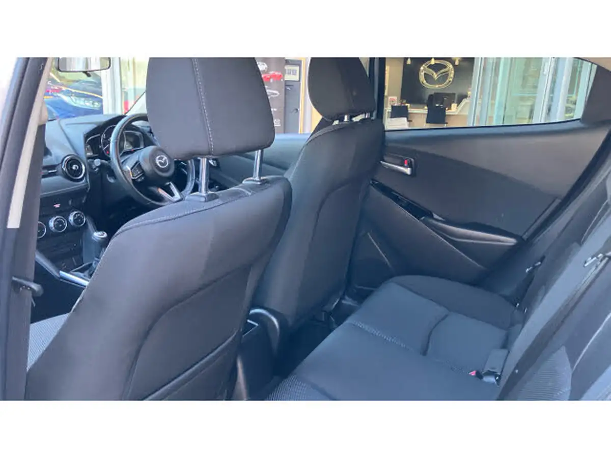 2018-mazda-mazda2-15-sport-nav-big-15