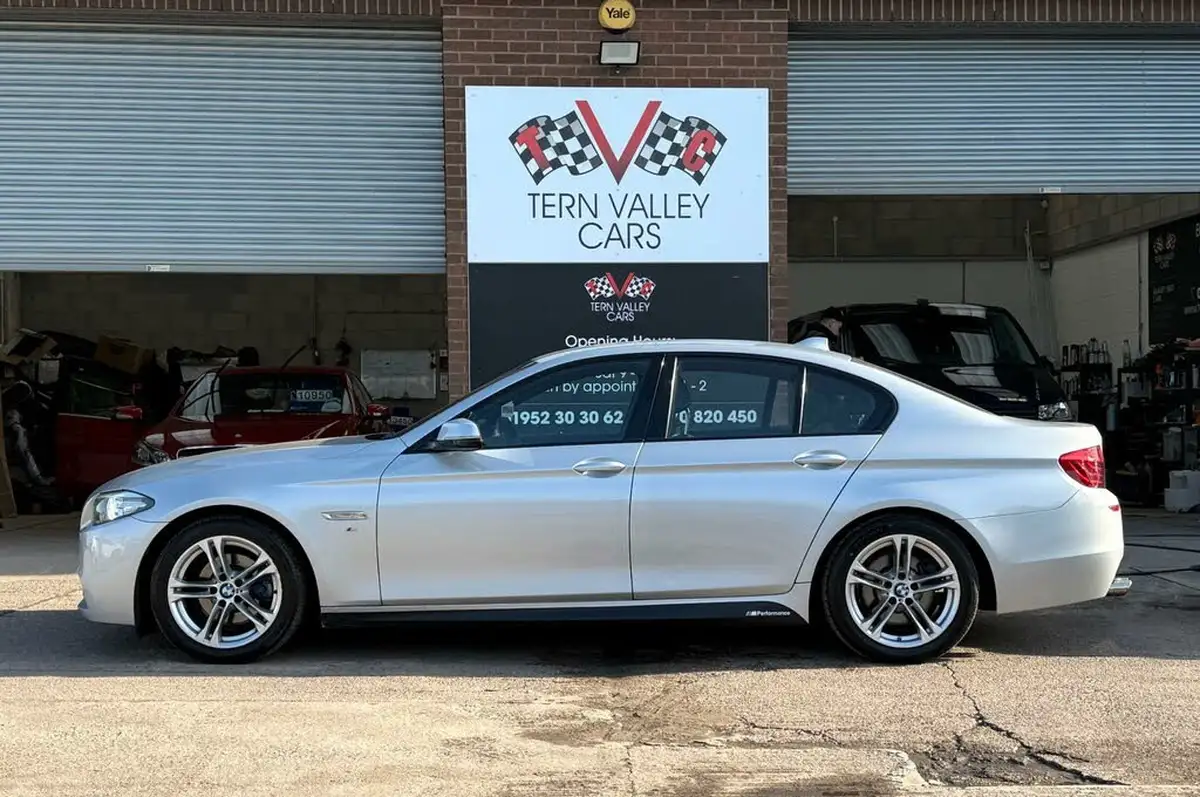 2016-bmw-5-series-20td-520d-m-sport-188bhp-saloon-4d-auto-big-27