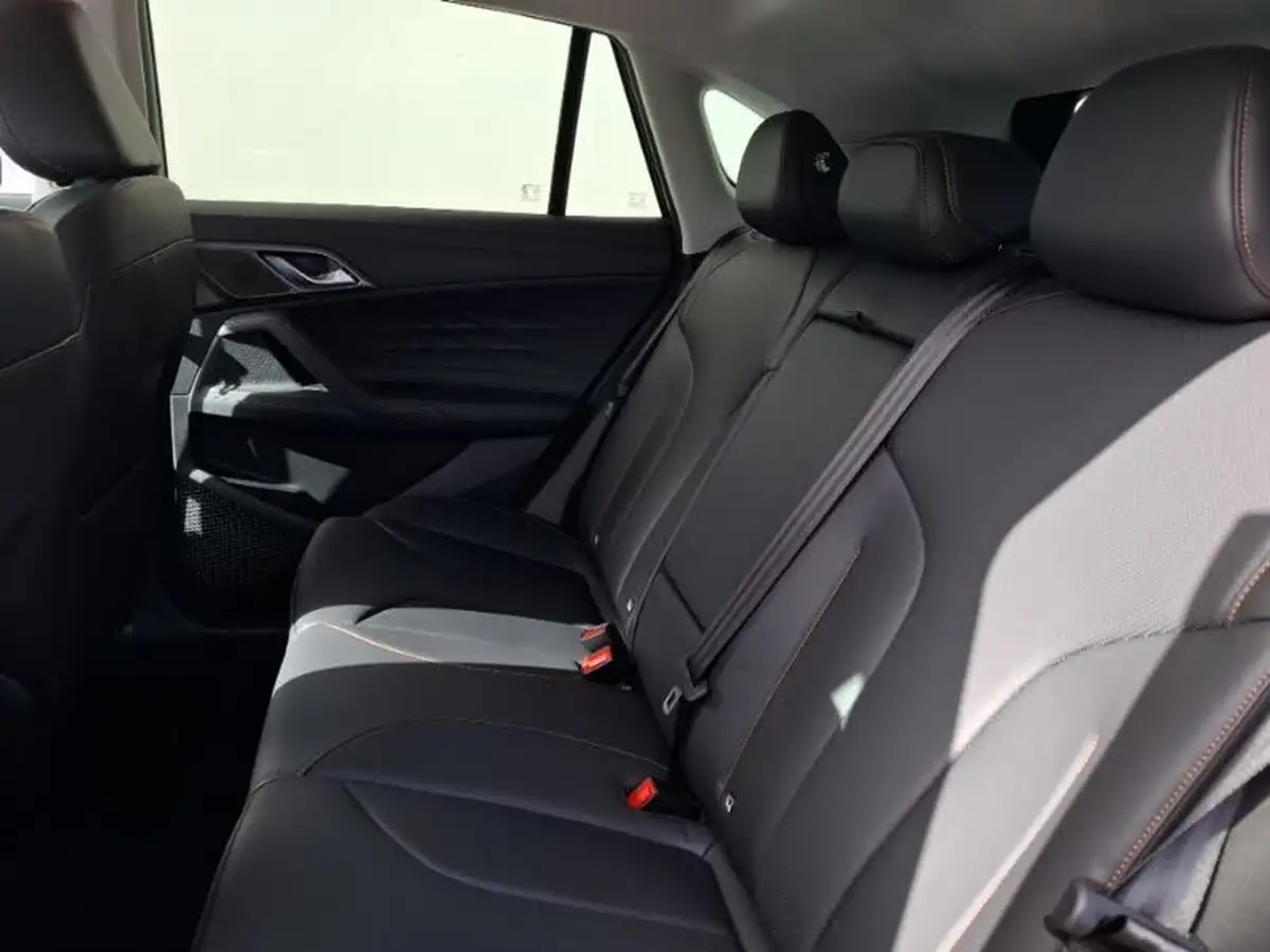 2024-mg-hs-15t-gdi-trophy-273ps-plug-in-hybrid-1496cc-auto-big-5