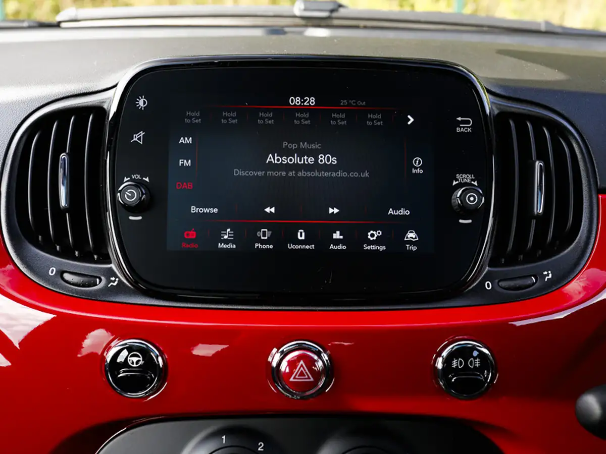2025-jeep-avenger-12-gse-summit-e-hybrid-48v-auto-big-9