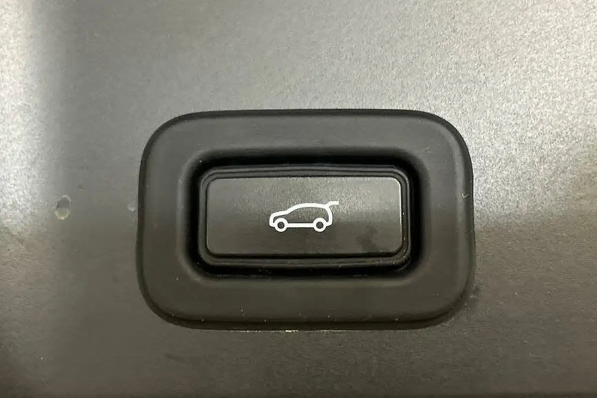 2020-land-rover-range-rover-evoque-15-p300e-r-dynamic-hse-309ps-1498cc-big-22