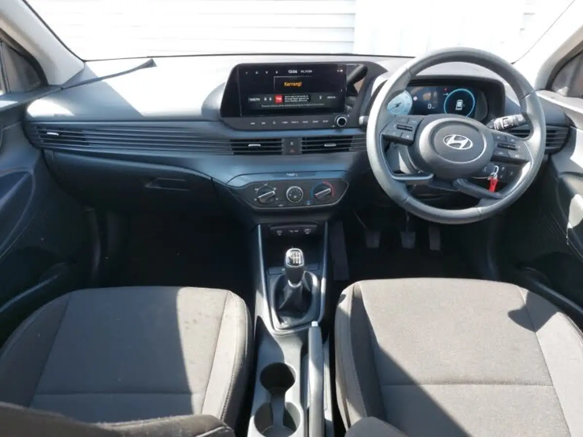 2024-hyundai-i20-10-t-gdi-advance-big-2
