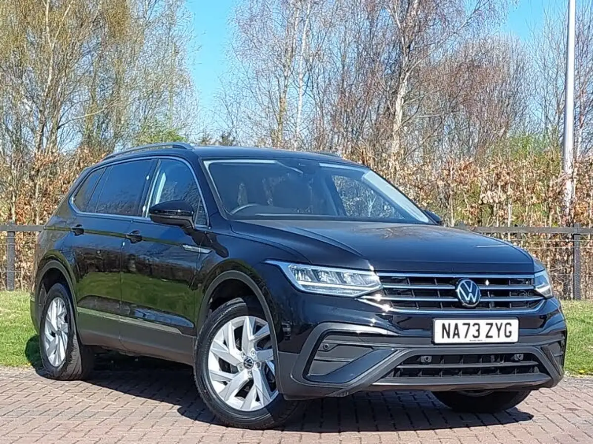 2023-volkswagen-tiguan-allspace-15-tsi-life-big-0