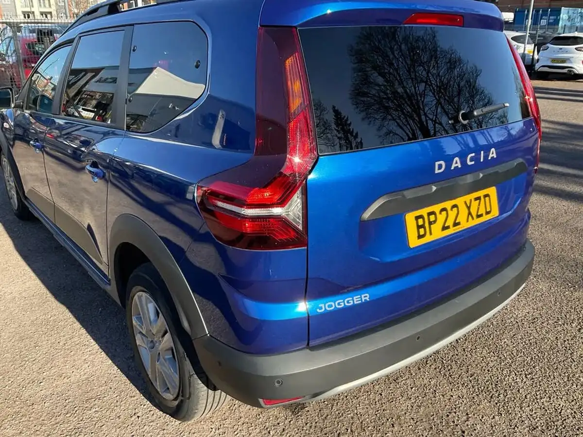 2022-dacia-jogger-10-tce-comfort-big-24