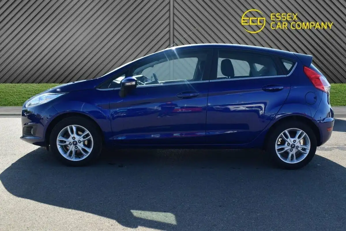 2016-ford-fiesta-10t-zetec-100ps-ecoboost-ss-5d-big-12