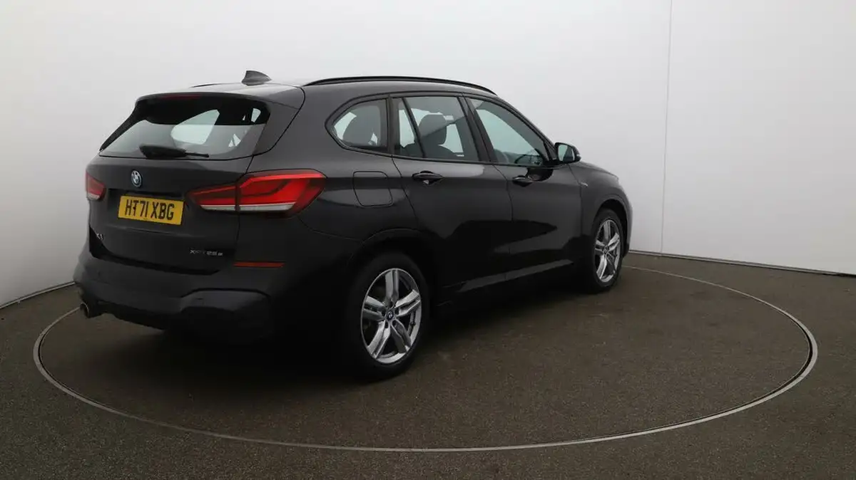 2022-bmw-x1-15-xdrive-25e-phev-m-sport-big-48