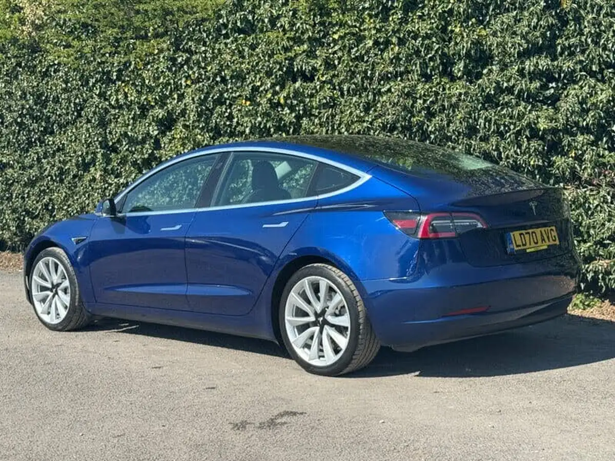 2020-tesla-model-3-e-standard-plus-big-5